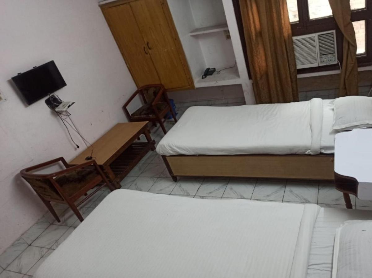 Oyo 80830 Hotel Buddha International Bodh Gaya Exterior foto